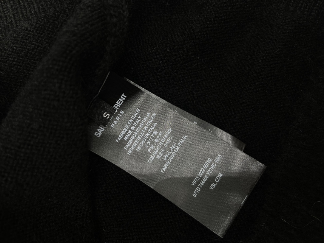 Yves Saint Laurent Mohair-Wool Blend Knit Sweater - Comfortable and Stylish 8 i1756634169 1201 6