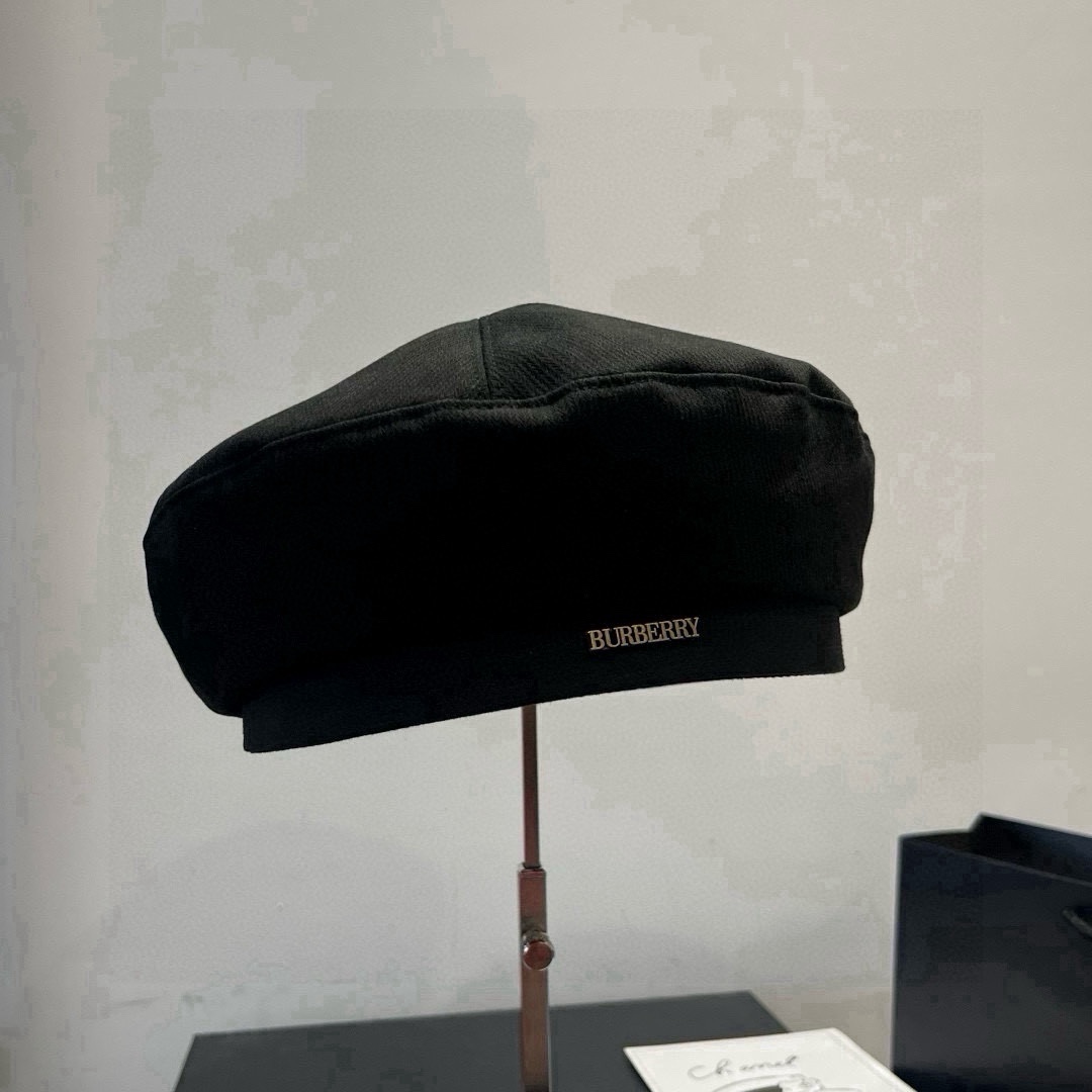 🆕

巴宝莉新款贝雷帽