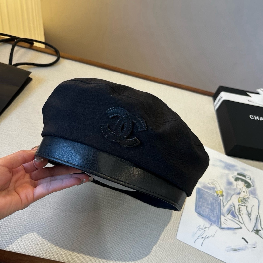 🆕

Chanel香奈儿新款贝雷帽 头围57cm