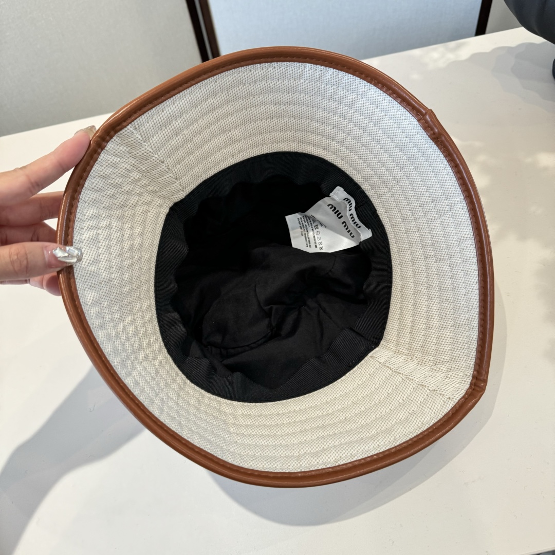 🆕

miumiu缪缪新款遮阳渔夫帽、防紫外线布帽，可折叠头围57cm