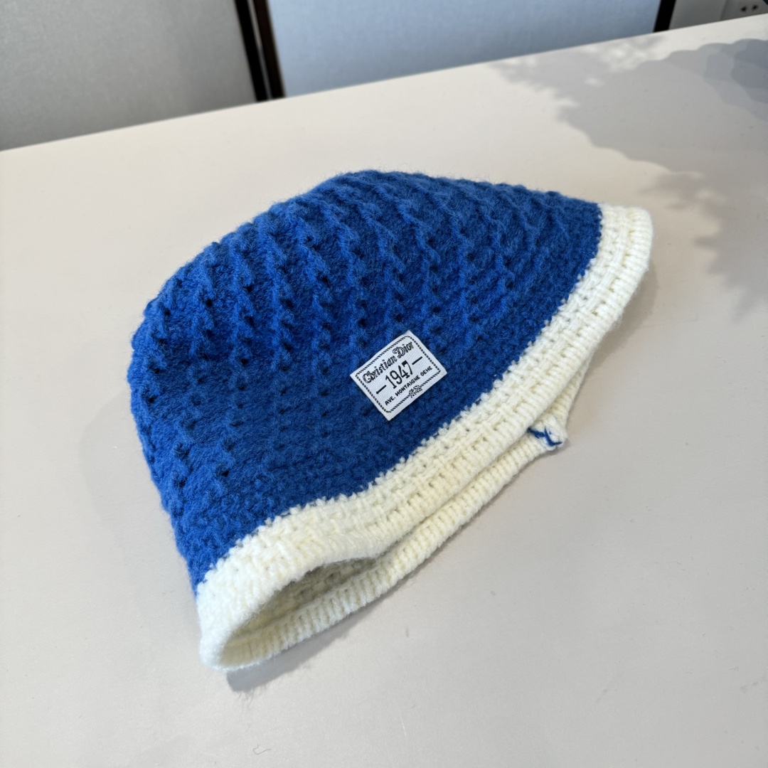 🆕

Dior迪奥新款渔夫帽，头围57cm