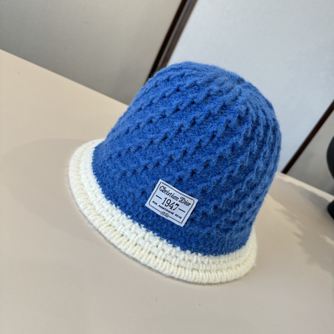 🆕

Dior迪奥新款渔夫帽，头围57cm