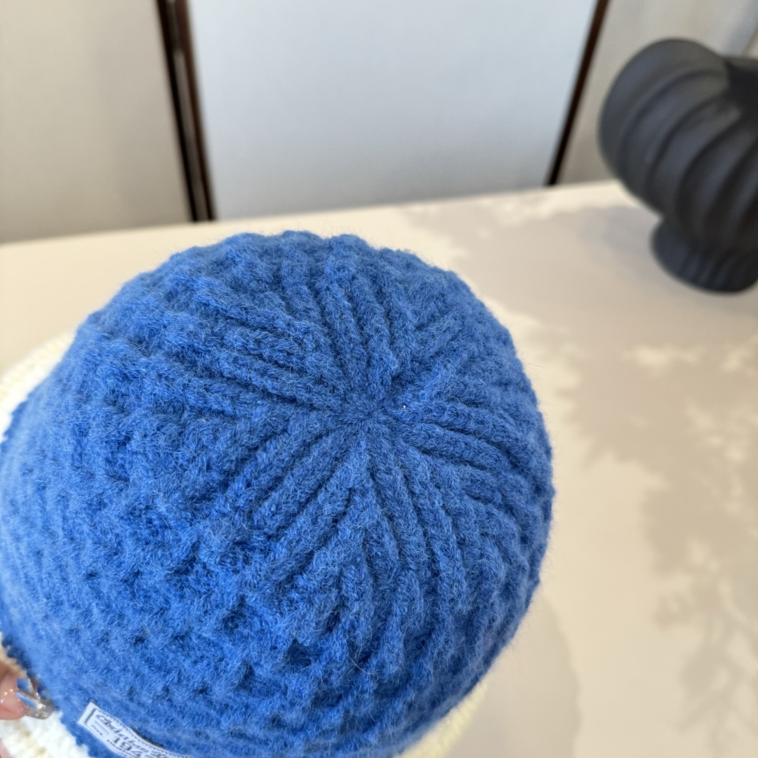 🆕

Dior迪奥新款渔夫帽，头围57cm