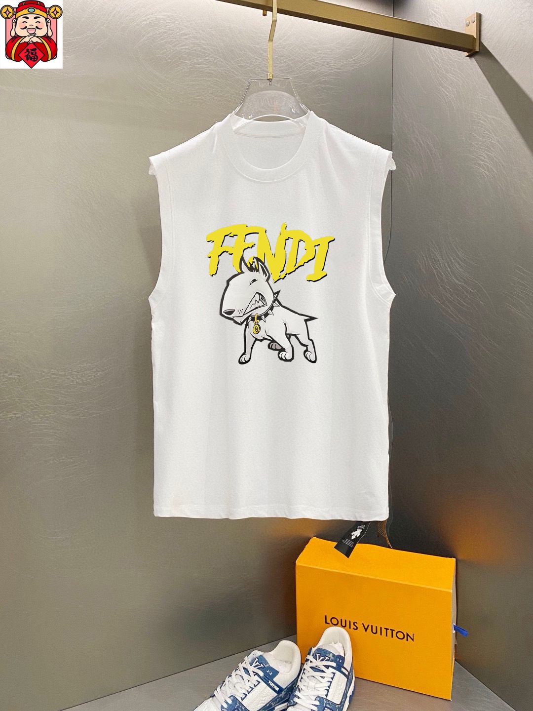 Fendi 品牌【FENDI 芬迪】2025夏季新品背心T袖 简约款式 任何人都可以轻松驾驶 进口定制丝光棉面料 手软舒适有型 吸汗透气