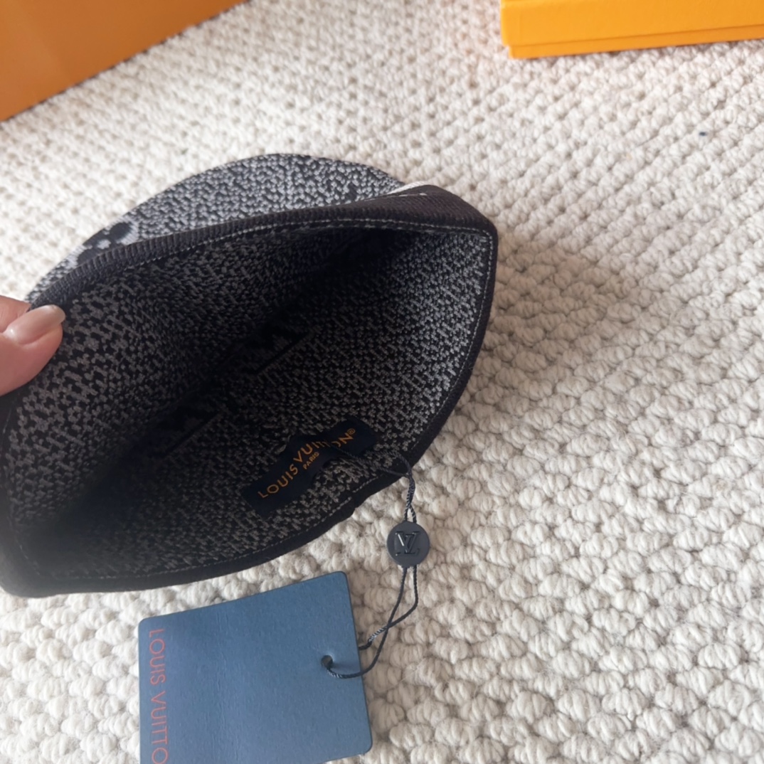 

LV 路易威登 2025秋冬新款毛线帽，男女款针织帽，