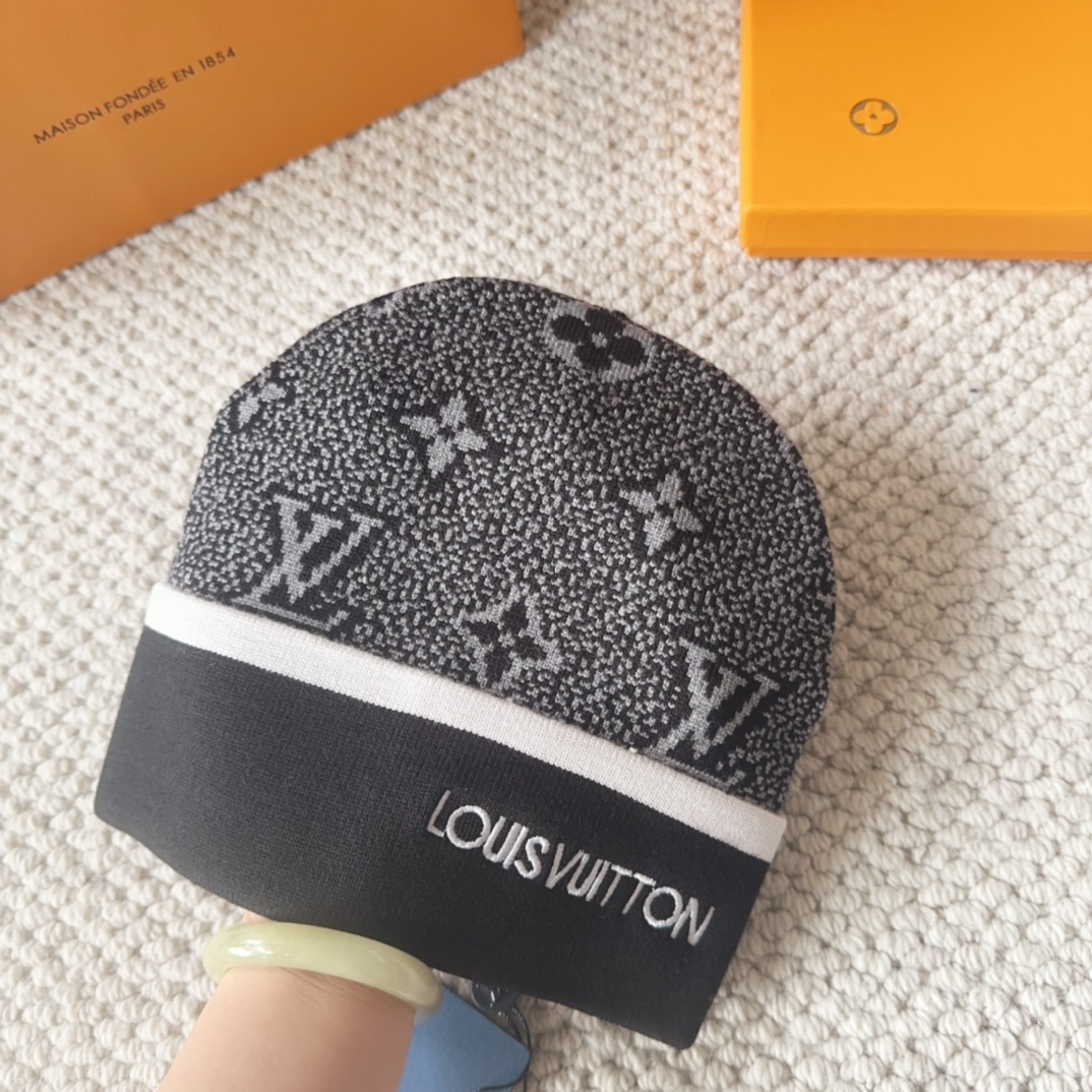 

LV 路易威登 2025秋冬新款毛线帽，男女款针织帽，