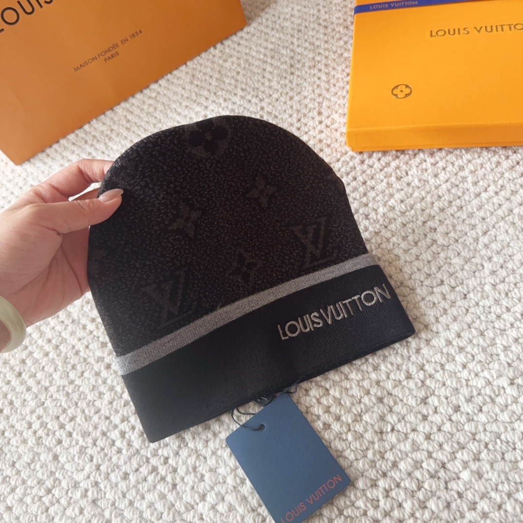 

LV 路易威登 2025秋冬新款毛线帽，男女款针织帽，