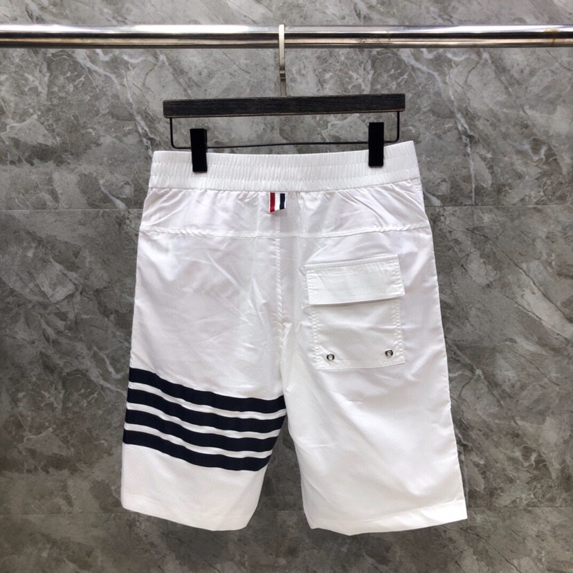 THOM BROWNE 汤姆布朗 TB四杠抽绳沙滩短裤 \n\n码数：1-4 颜色：灰、蓝、白（下单请报