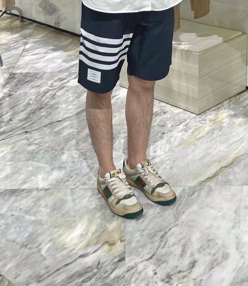 THOM BROWNE 汤姆布朗 TB四杠抽绳沙滩短裤 \n\n码数：1-4 颜色：灰、蓝、白（下单请报