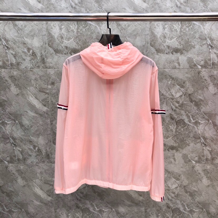 THOM BROWNE 汤姆布朗 TB彩虹双织防晒服夹克外套 男女同款情侣款\n码数：1-4 \n颜色：