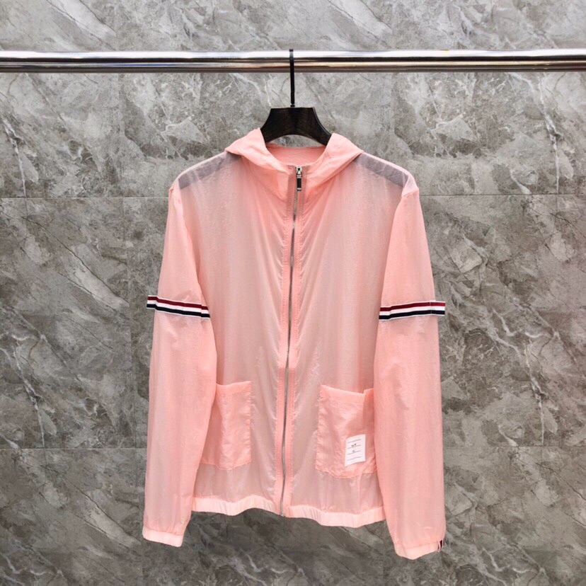 THOM BROWNE 汤姆布朗 TB彩虹双织防晒服夹克外套 男女同款情侣款\n码数：1-4 \n颜色：