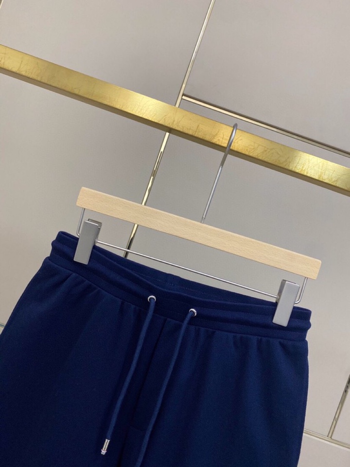 THOM BROWNE 汤姆布朗 TB2025/AW独家爆款火爆TB 腊肠狗狗系列短裤，独家定制原原级巴