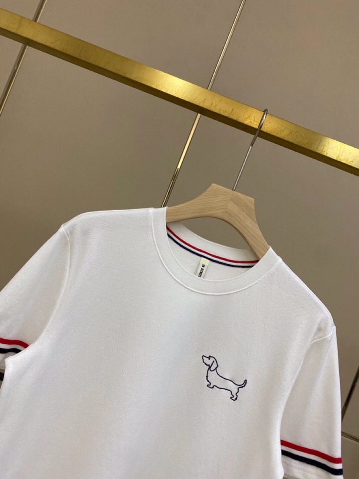 THOM BROWNE 汤姆布朗 TB2025/AW 独家爆款火爆TB 动物狗狗系列短袖圆领T恤，独家定