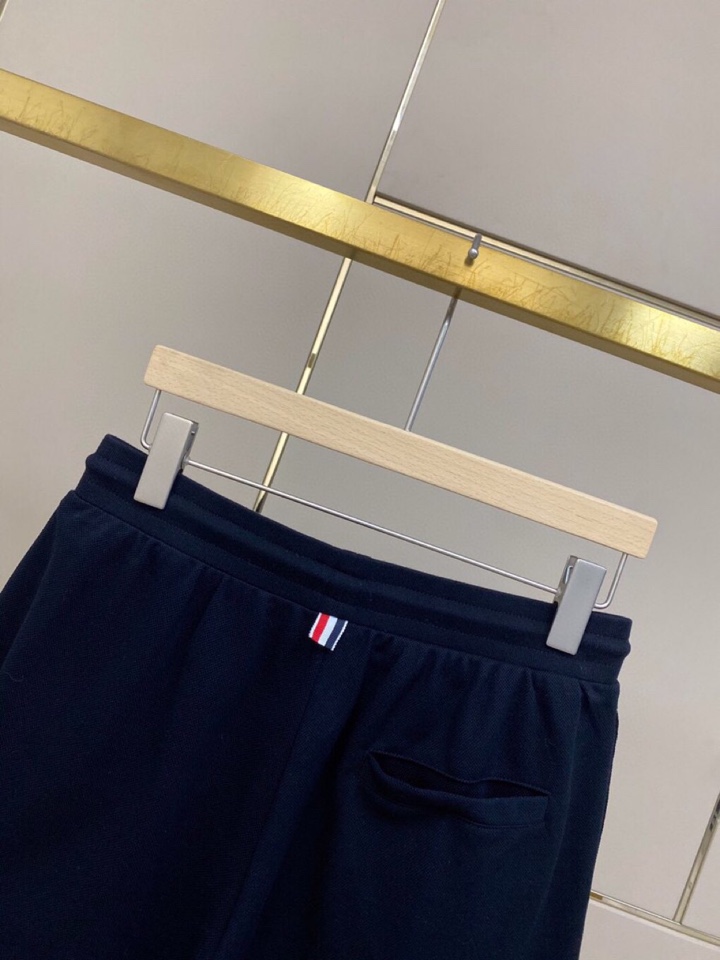 THOM BROWNE 汤姆布朗 TB2025/AW 独家爆款火爆TB 动物狗狗系列短袖圆领套装，独家定