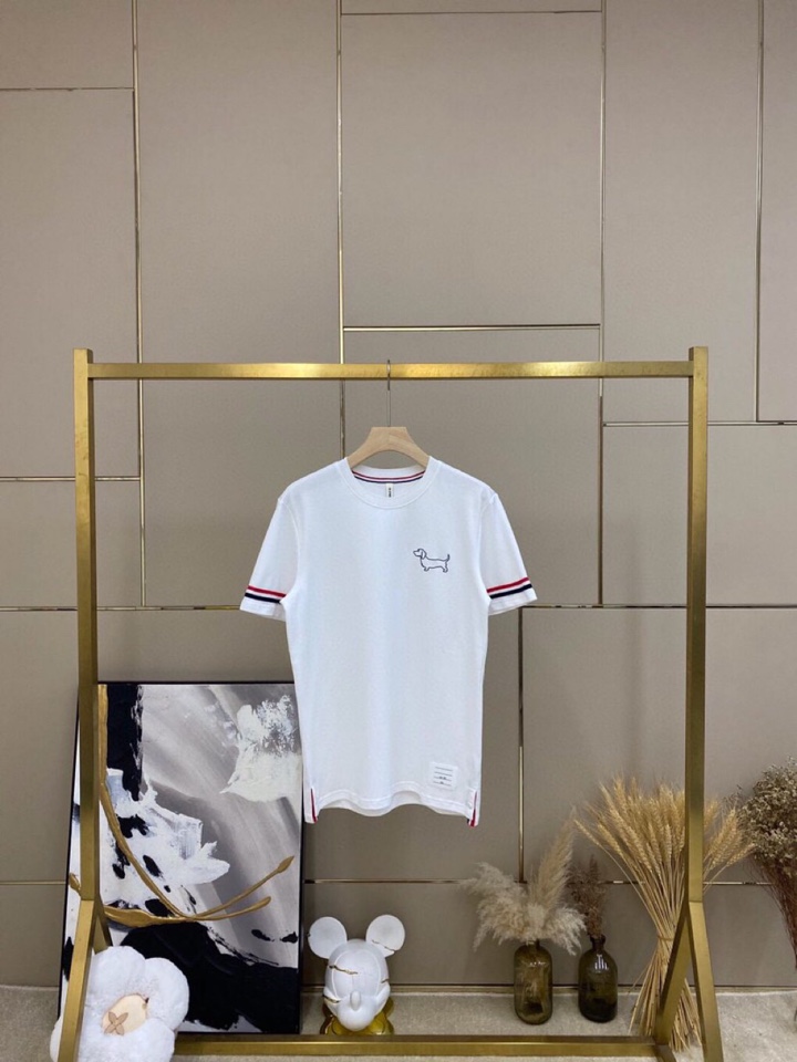 THOM BROWNE 汤姆布朗 TB2025/AW 独家爆款火爆TB 动物狗狗系列短袖圆领套装，独家定