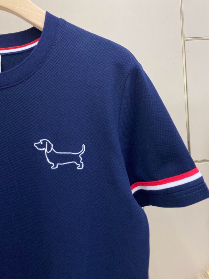 THOM BROWNE 汤姆布朗 TB2025/AW 独家爆款火爆TB 动物狗狗系列短袖圆领套装，独家定