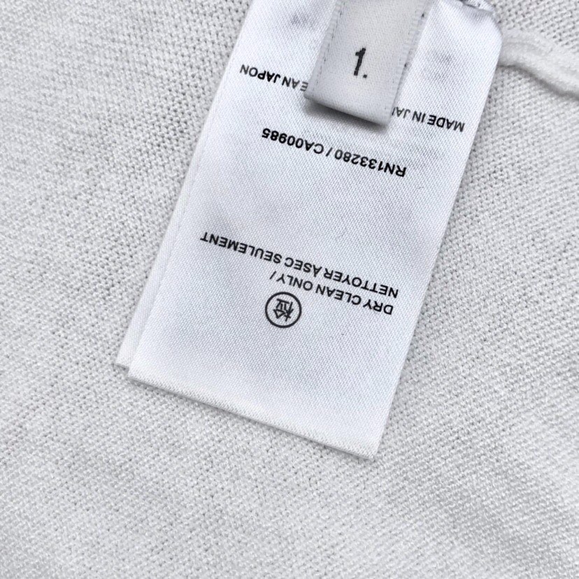 THOM BROWNE 汤姆布朗 TB🌺女款高版本肩织带翻领背心 \n码数：0-2 颜色：白、藏青\n（