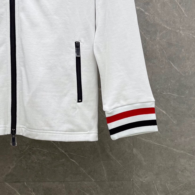 THOM BROWNE 汤姆布朗 TB新季领袖红白蓝螺纹棒球领夹克外套套装码数：1-4  颜色：藏青  
