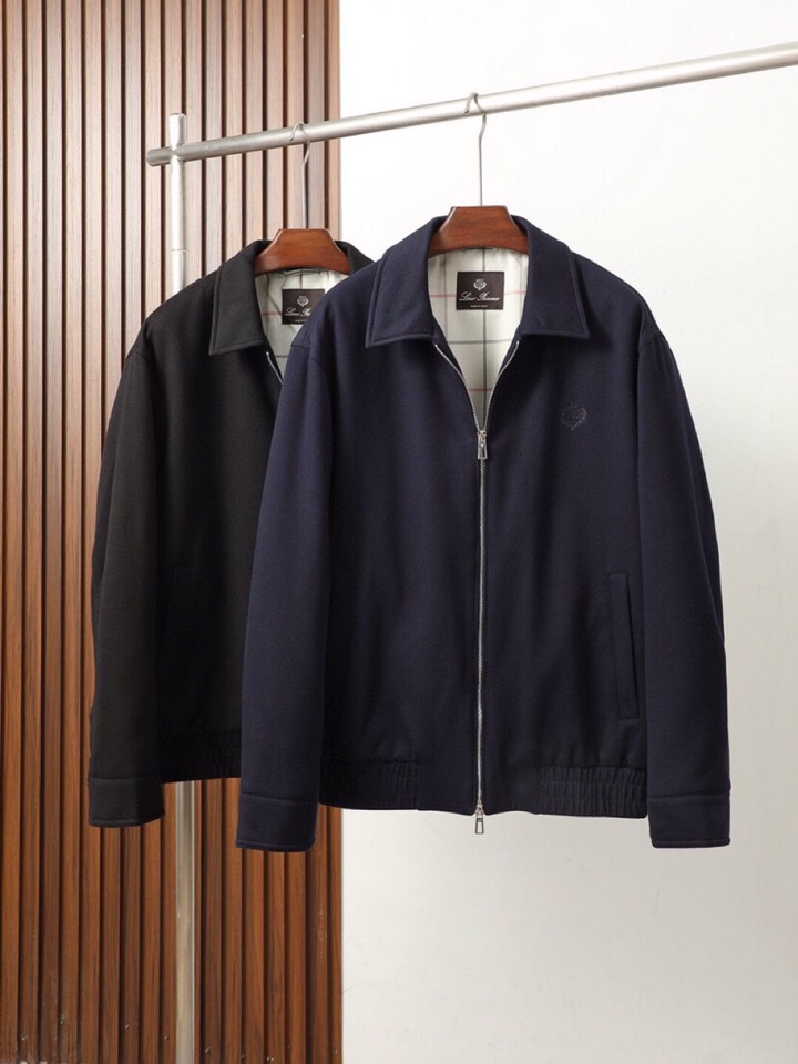 Loro Piana 诺悠翩雅lP🆕 羊毛立领夹克外套，简约而利落的立领设计便足以吸引你的目光。不仅为整