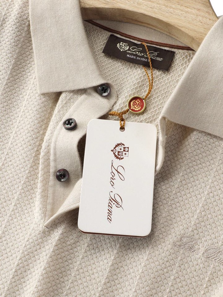 Loro Piana 诺悠翩雅lP🆕 秋冬新品羊毛针织翻领毛衣针织衫系列，面料成分:100%羊毛\n超级