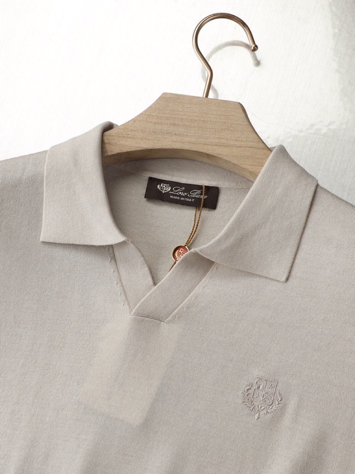 Loro Piana 诺悠翩雅lP🆕 超级爆款推荐，秋冬新品男装系列爆款V领针织衫，作为年度最是经典单品