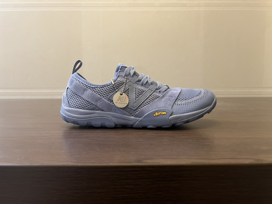 💰110
New Balance 新百伦 MT10 网休面鞋闲
复古要还能机,NB方官重新磅品。一融款合古复计设与现代科的技鞋跑,以其经典的造型舒和适感脚,为成2025年古复潮好爱流的推单荐品!
Size:36 36.5 37 37.5 38 38.5 39.5 40 40.5 41.5 42 42.5 43 44 45!