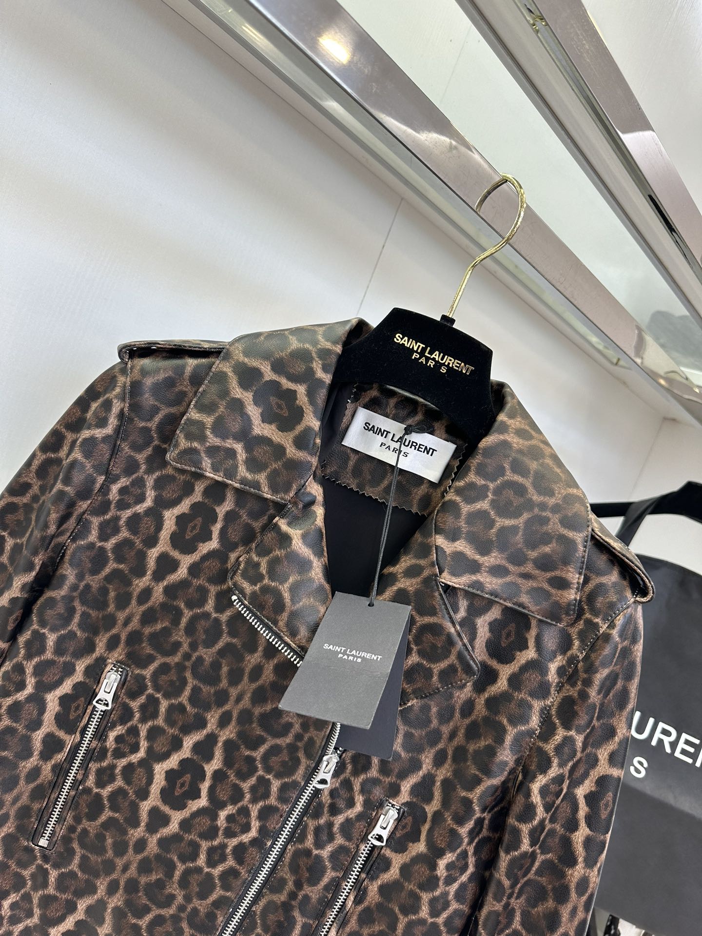 Women's Leopard Print Sheepskin Biker Jacket - Soft & Stylish 9 i1756710799 6831 7