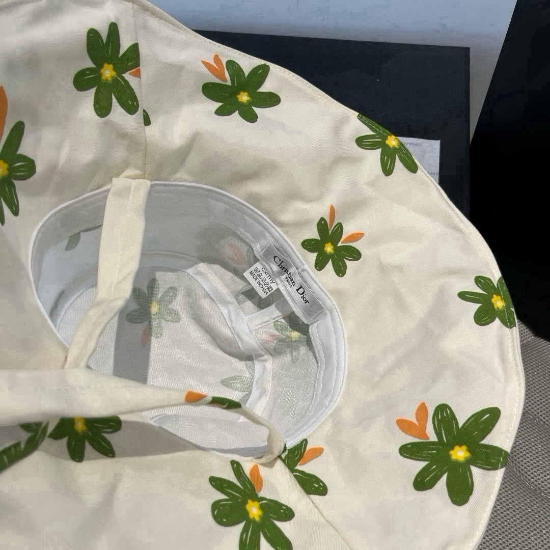 🆕
Dior迪奥新款渔夫帽，头围57cm