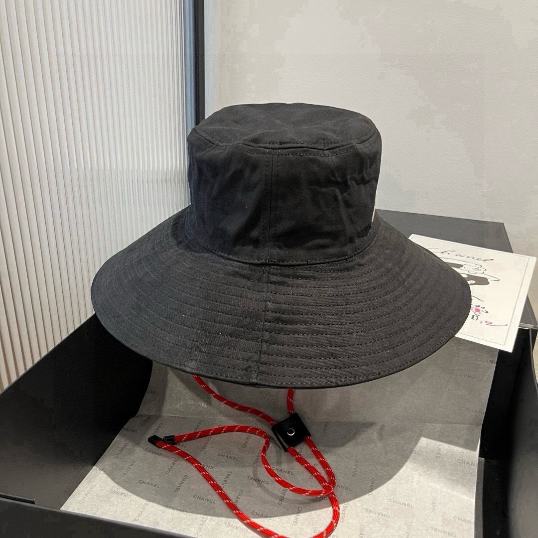 🆕

miumiu缪缪专柜款渔夫帽，高端定制，头围57cm