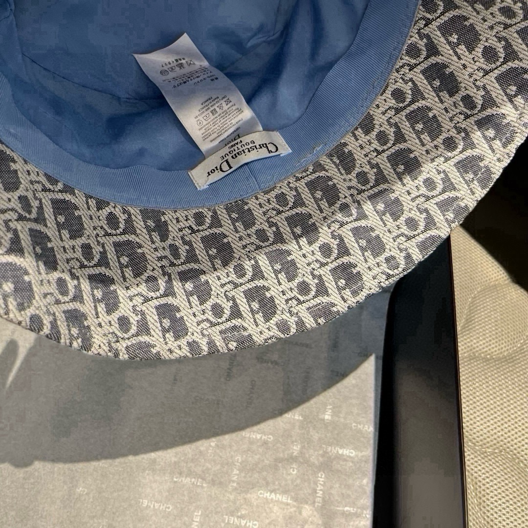 🆕
Dior迪奥新款渔夫帽