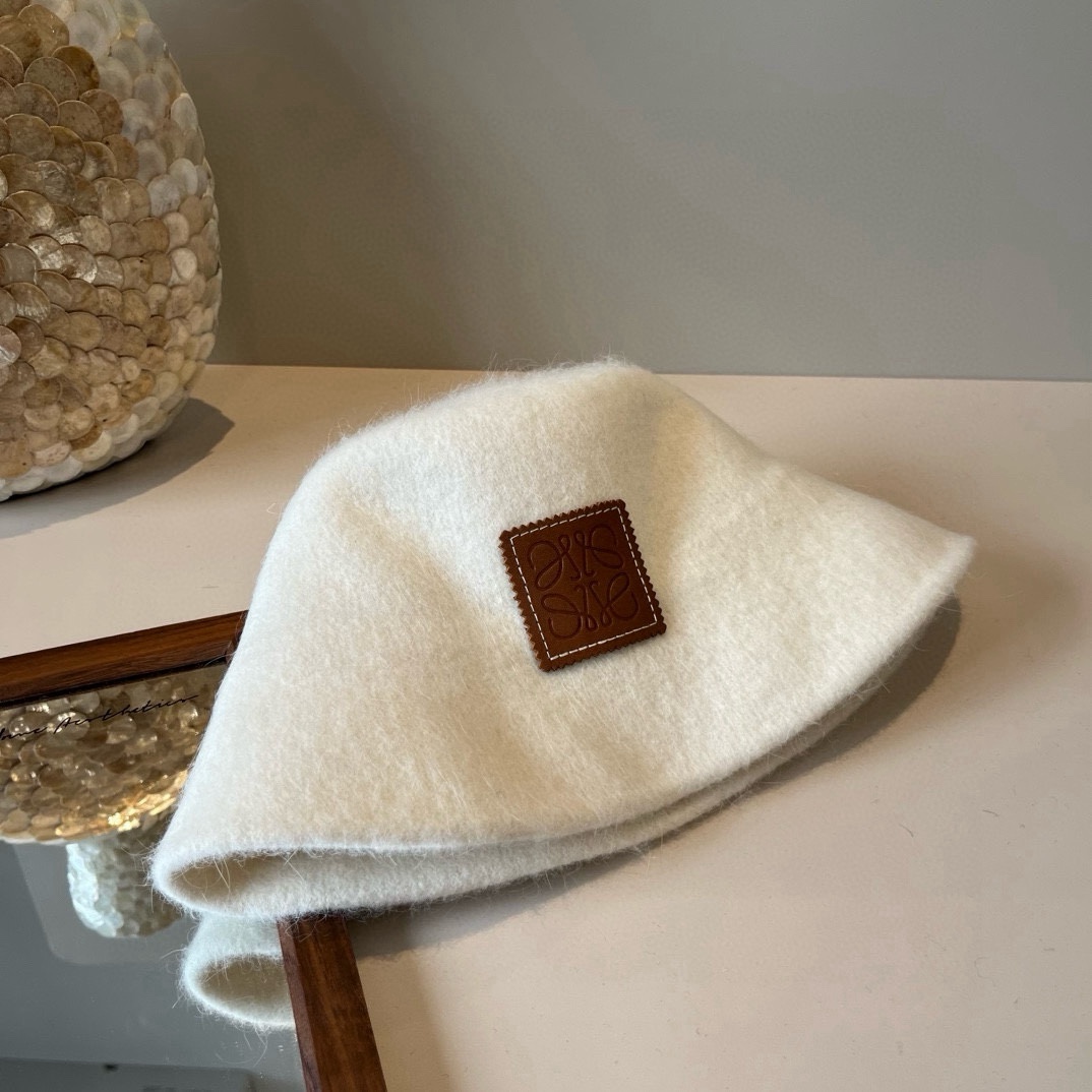 🆕

罗意威新款手抓渔夫帽，头围57cm