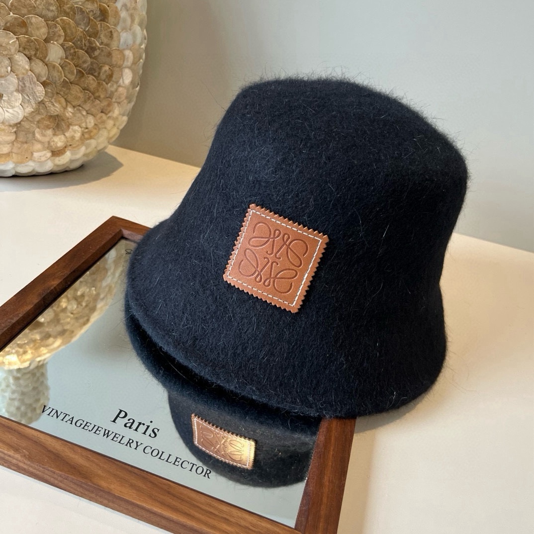 🆕

罗意威新款手抓渔夫帽，头围57cm