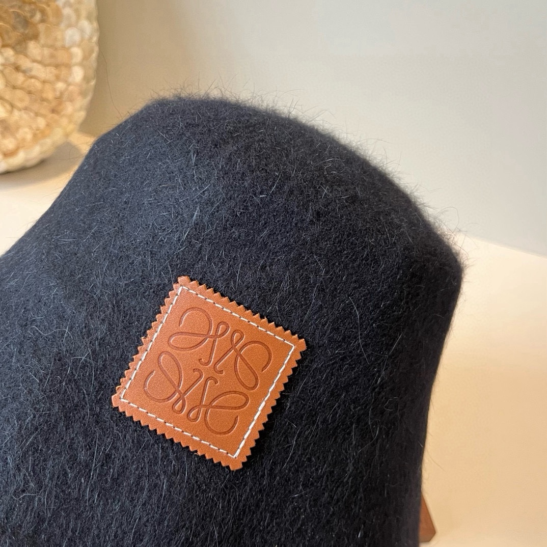 🆕

罗意威新款手抓渔夫帽，头围57cm