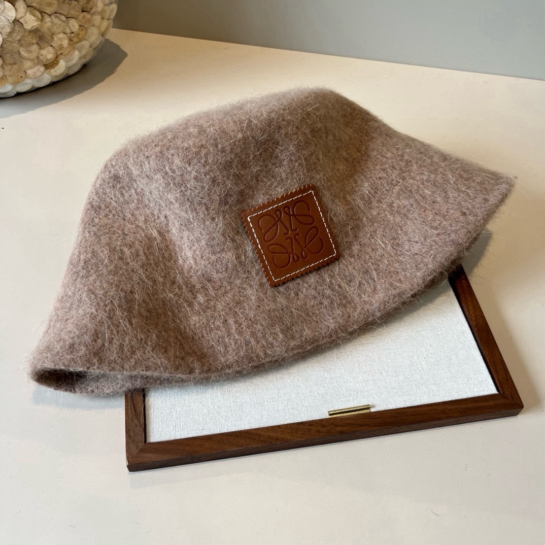 🆕

罗意威新款手抓渔夫帽，头围57cm