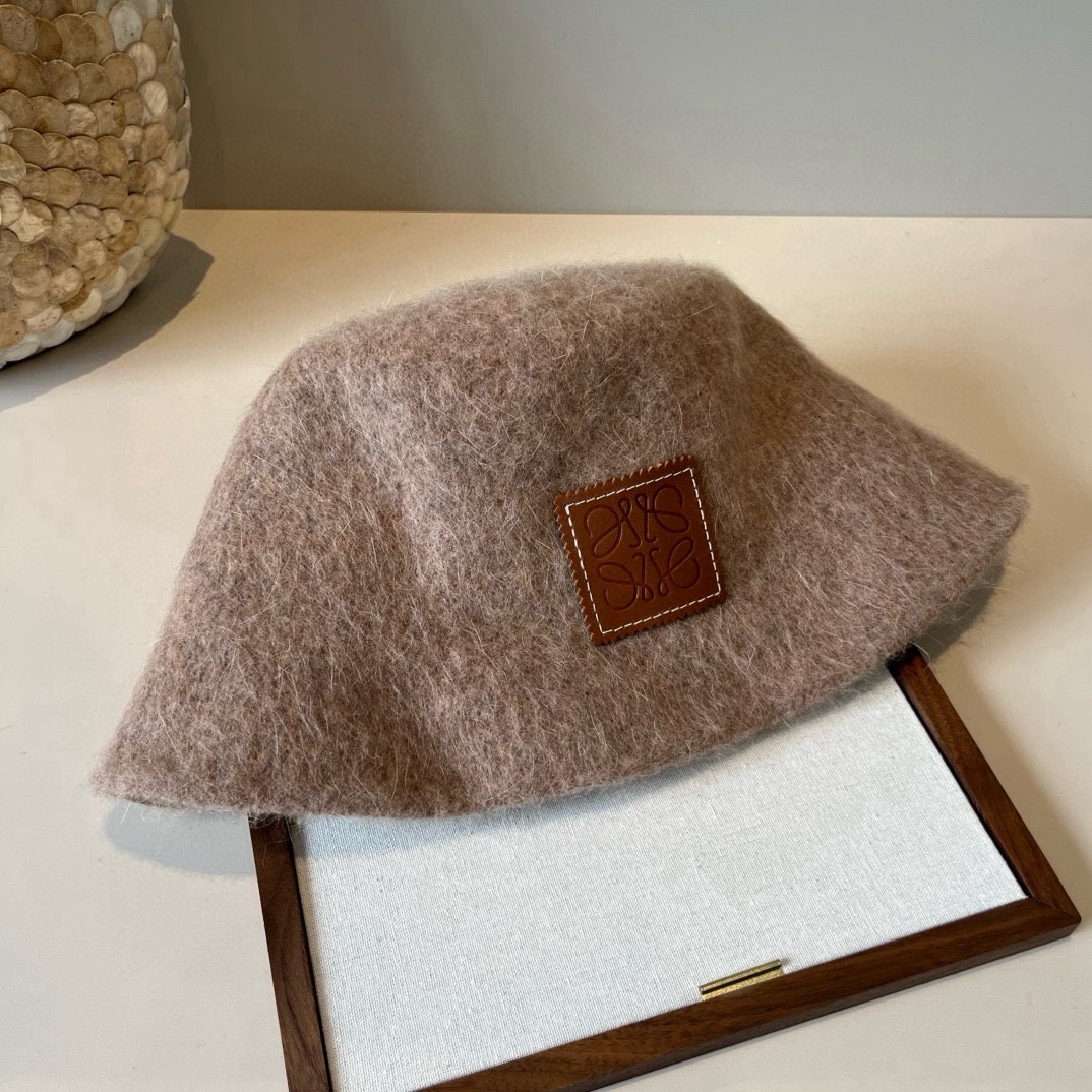 🆕

罗意威新款手抓渔夫帽，头围57cm