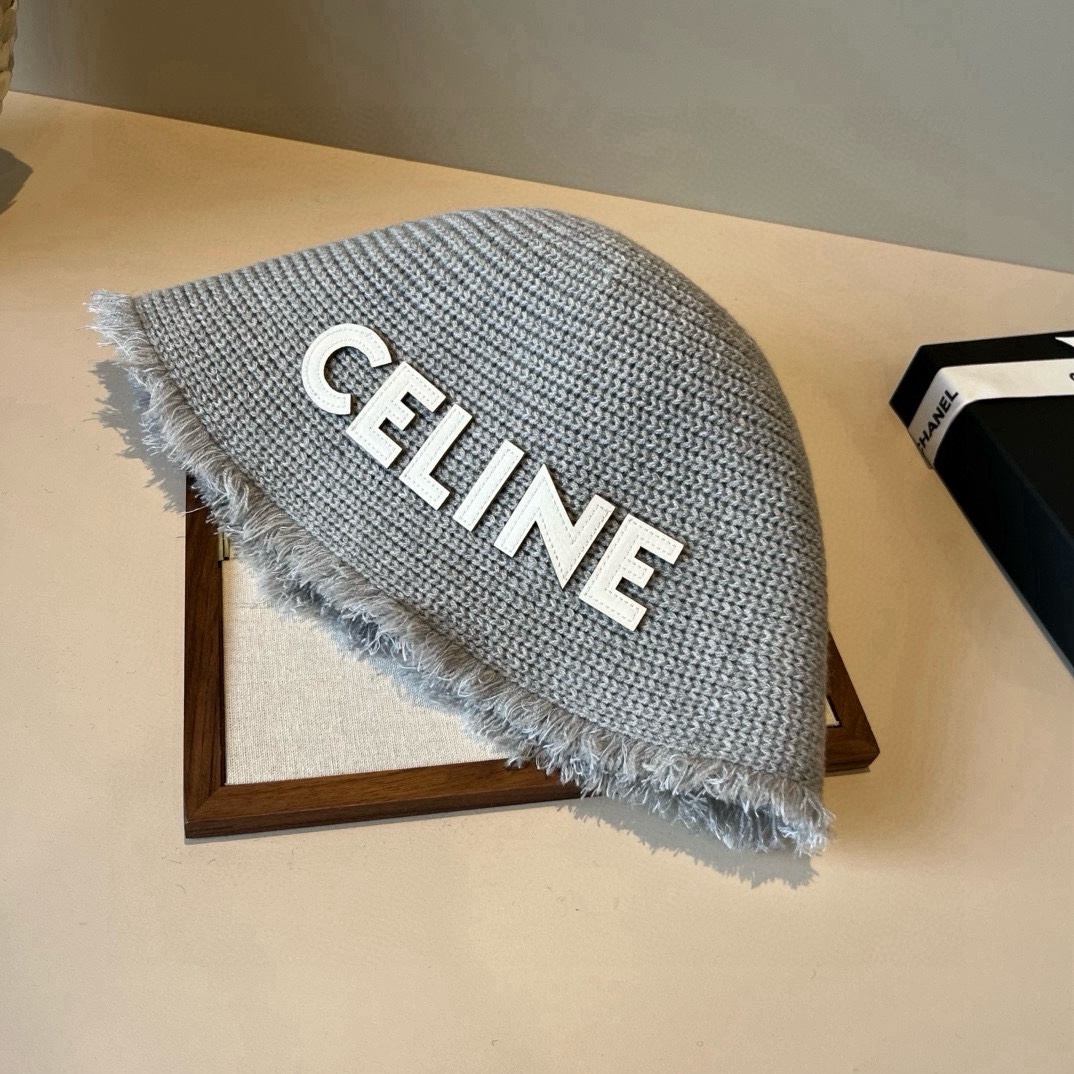 🆕

Celine赛琳新款渔夫帽，头围57cm