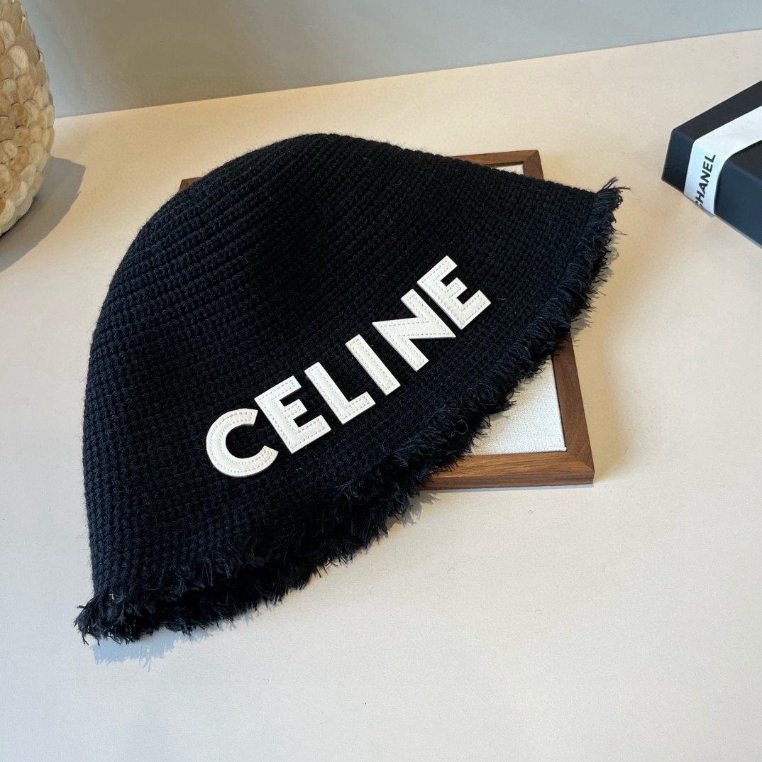 🆕

Celine赛琳新款渔夫帽，头围57cm