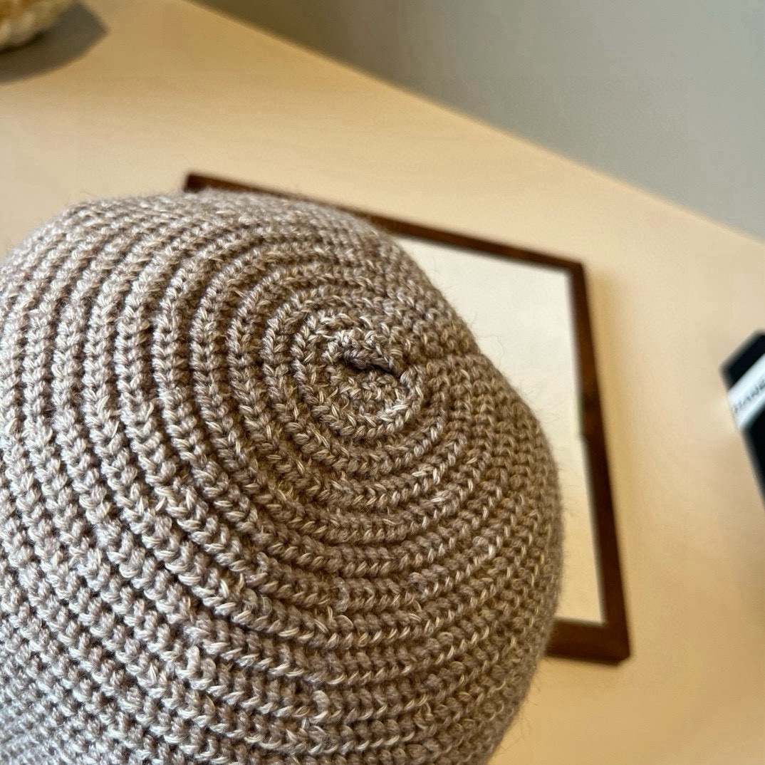 🆕

Celine赛琳新款渔夫帽，头围57cm