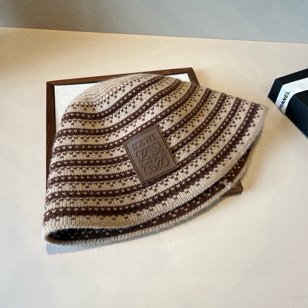 🆕

罗意威新款渔夫帽，头围57cm