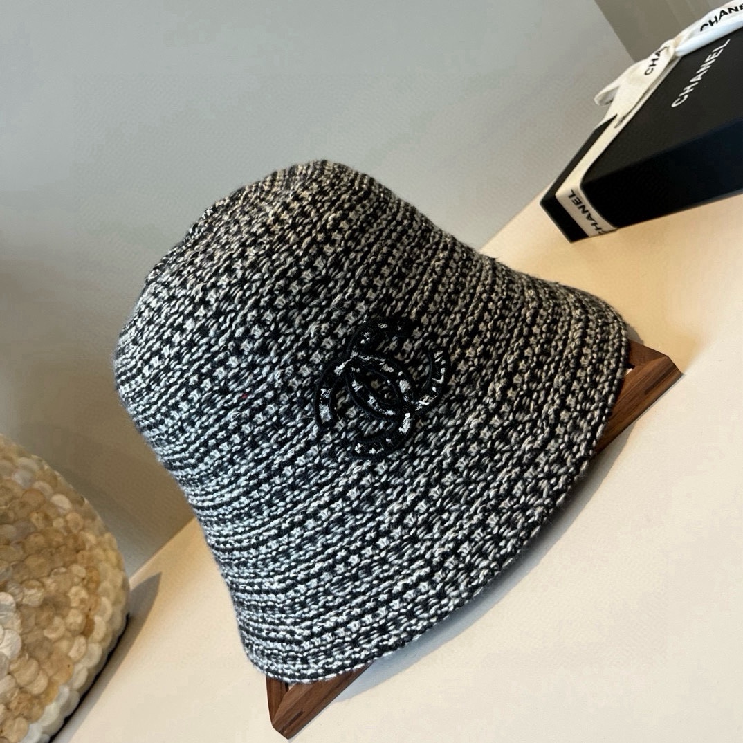 🆕

Chanel香奈儿新款渔夫帽，头围57cm