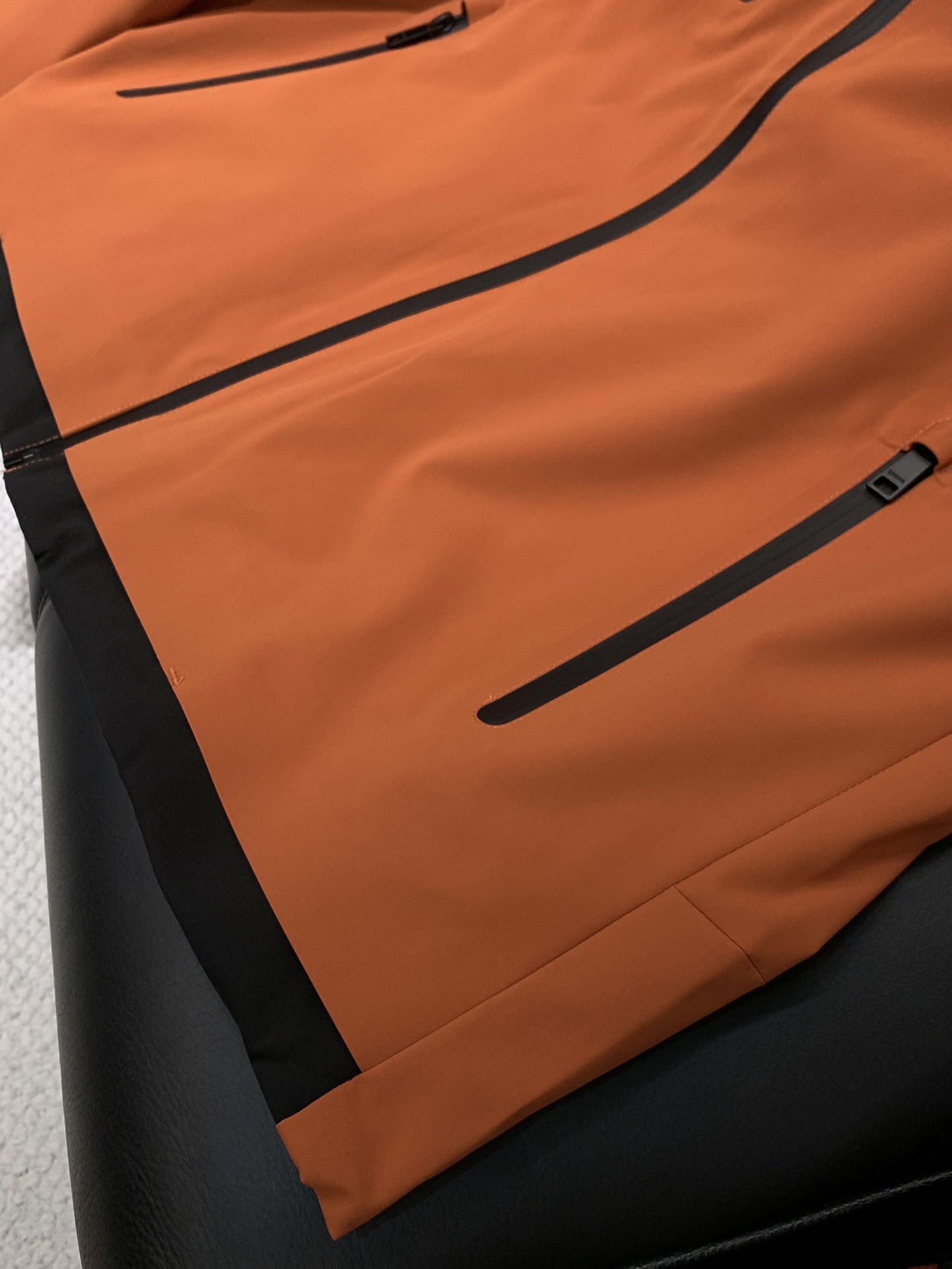 ，杰尼亚 Zegna，2025秋季最新品，专柜同步有售，原单狠货，时尚休闲连帽夹克外套，采用进口原版面料