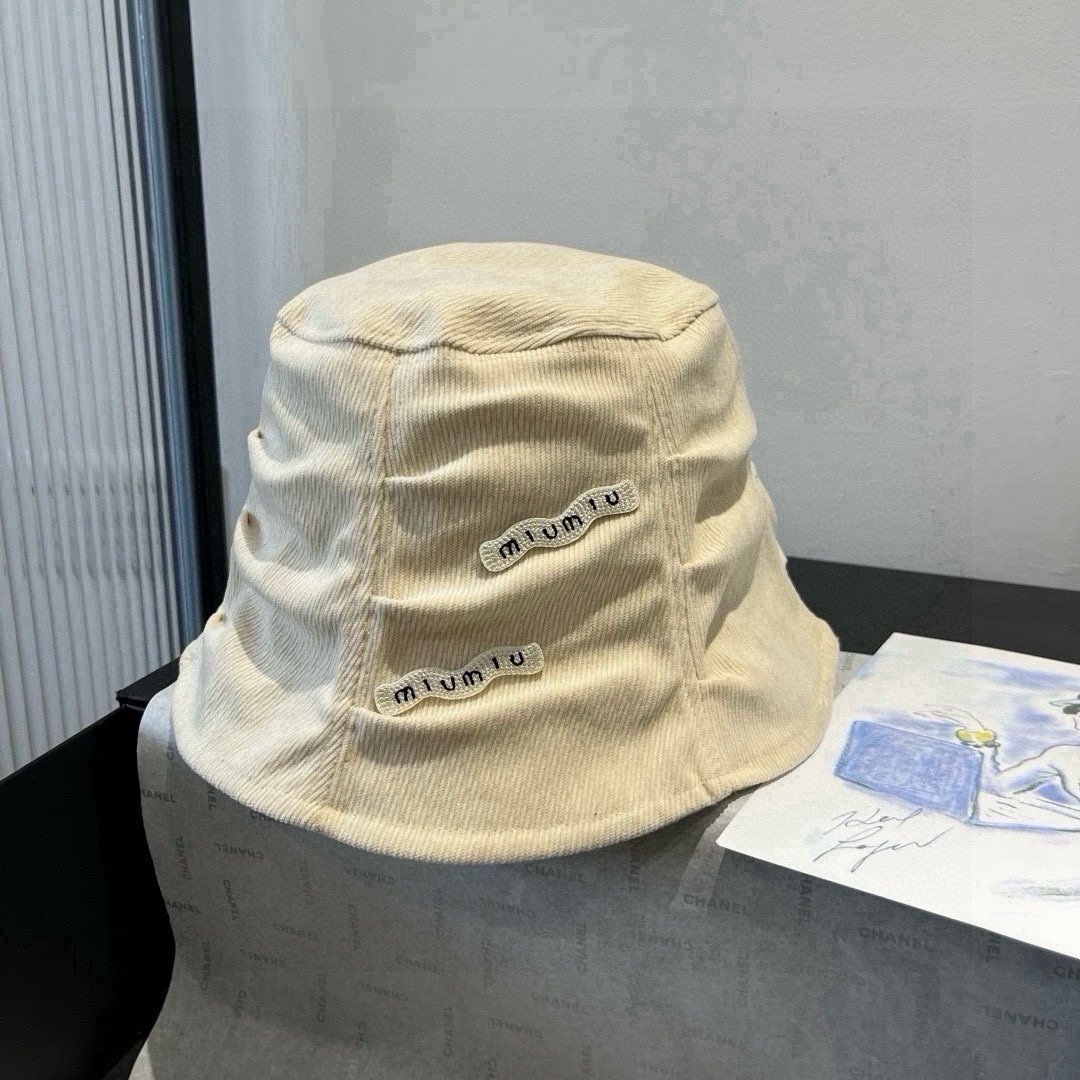 🆕

miumiu缪缪新款渔夫帽 头围57cm