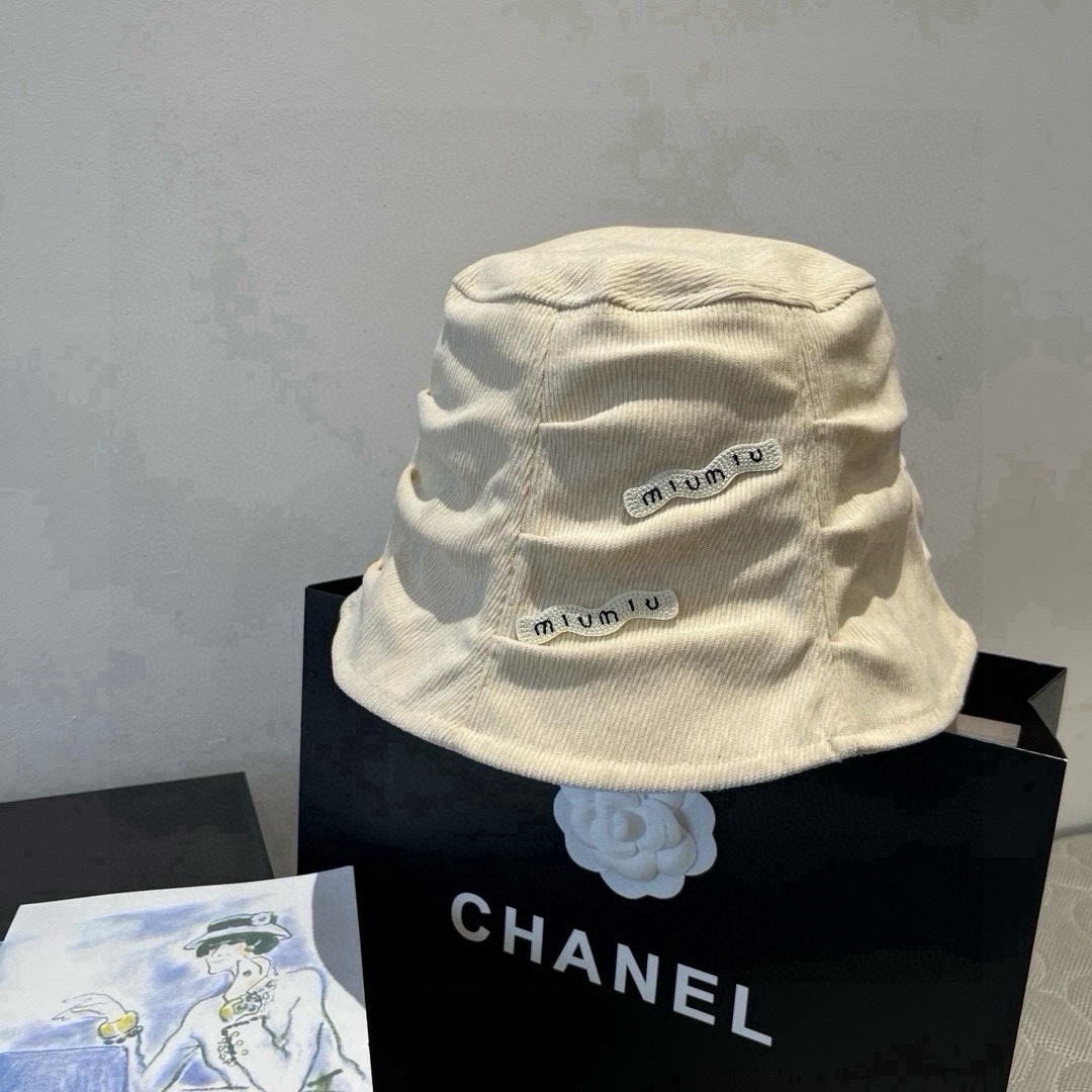 🆕

miumiu缪缪新款渔夫帽 头围57cm