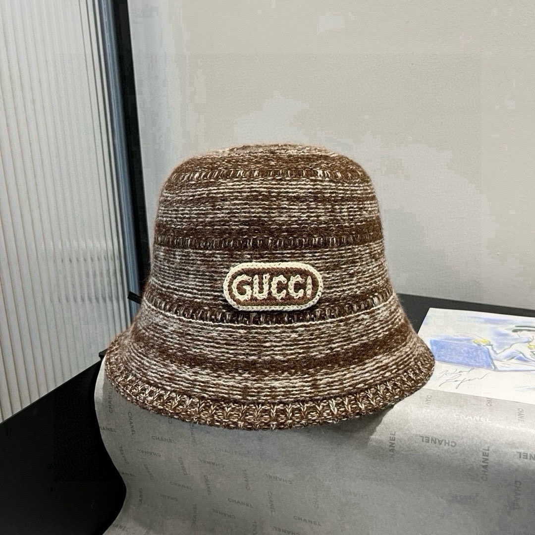 🆕

Gucci古奇新款毛毛混色渔夫帽，秋冬必备，百搭款，头围57cm
