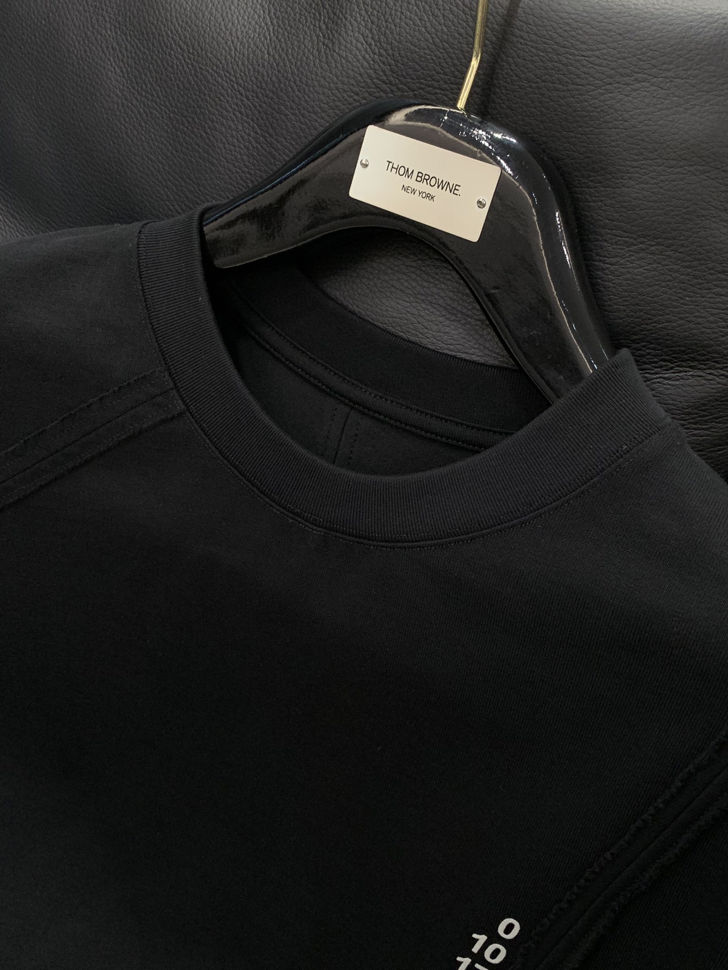 ，Maison Margiela马吉拉，2025早秋最新品，专柜同步有售，原单狠货，时尚休闲圆领长袖T恤