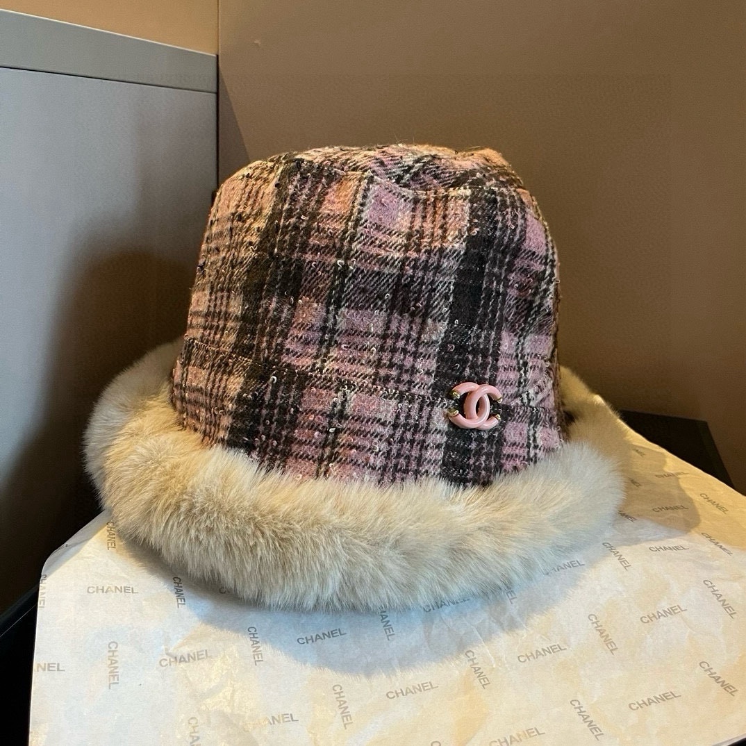 🆕

Chanel香奈儿加绒冷帽，渔夫帽 头围57cm