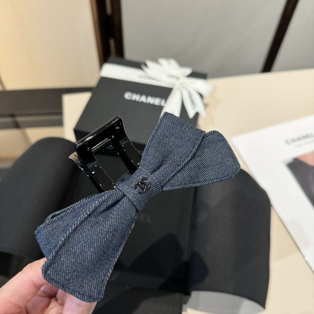 pChanel香奈儿发夹