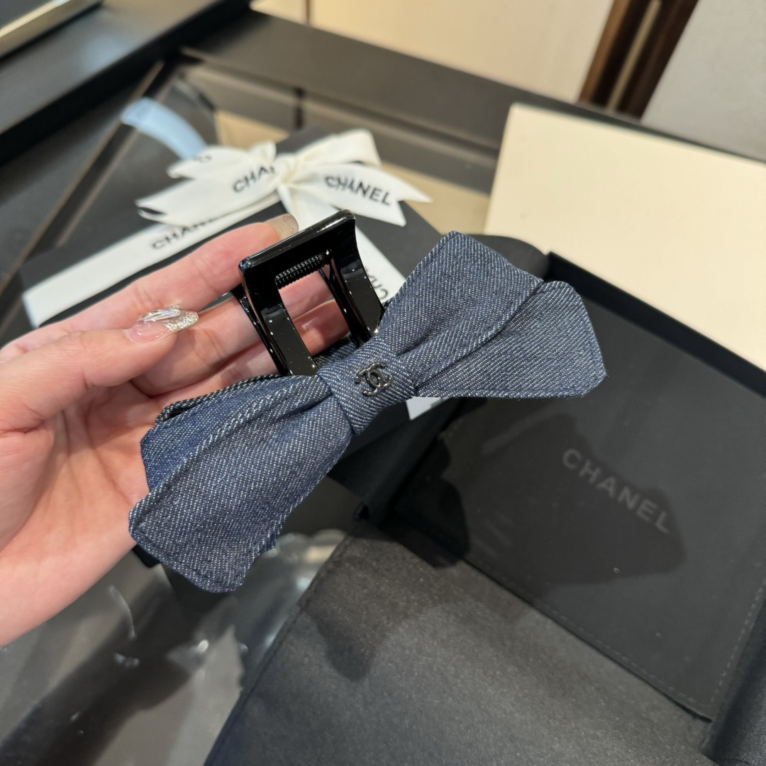 pChanel香奈儿发夹