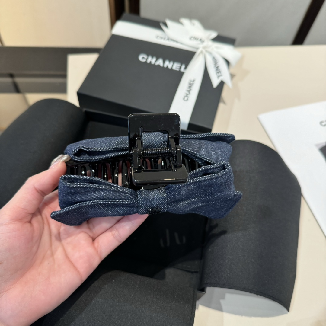 pChanel香奈儿发夹