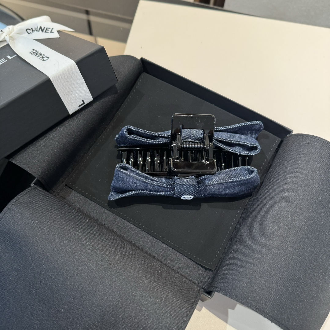 pChanel香奈儿发夹